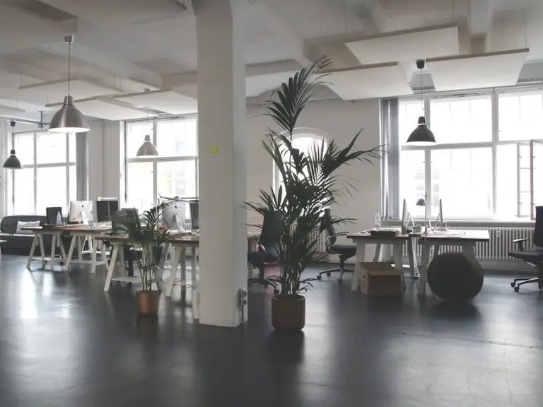 Büroauflösung bei Schäfer Entrümpelungen in Konstanz